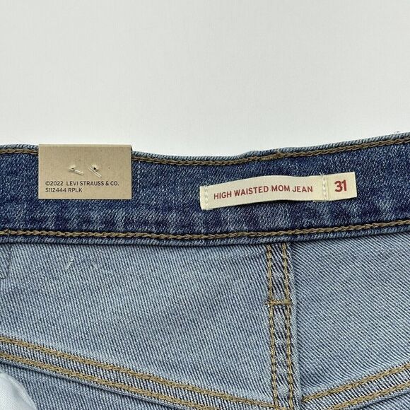 Levi's High Waisted Mom Jeans Women's Size 31x27 Distressed Denim Blue Jeans NWT - Picture 6 of 8